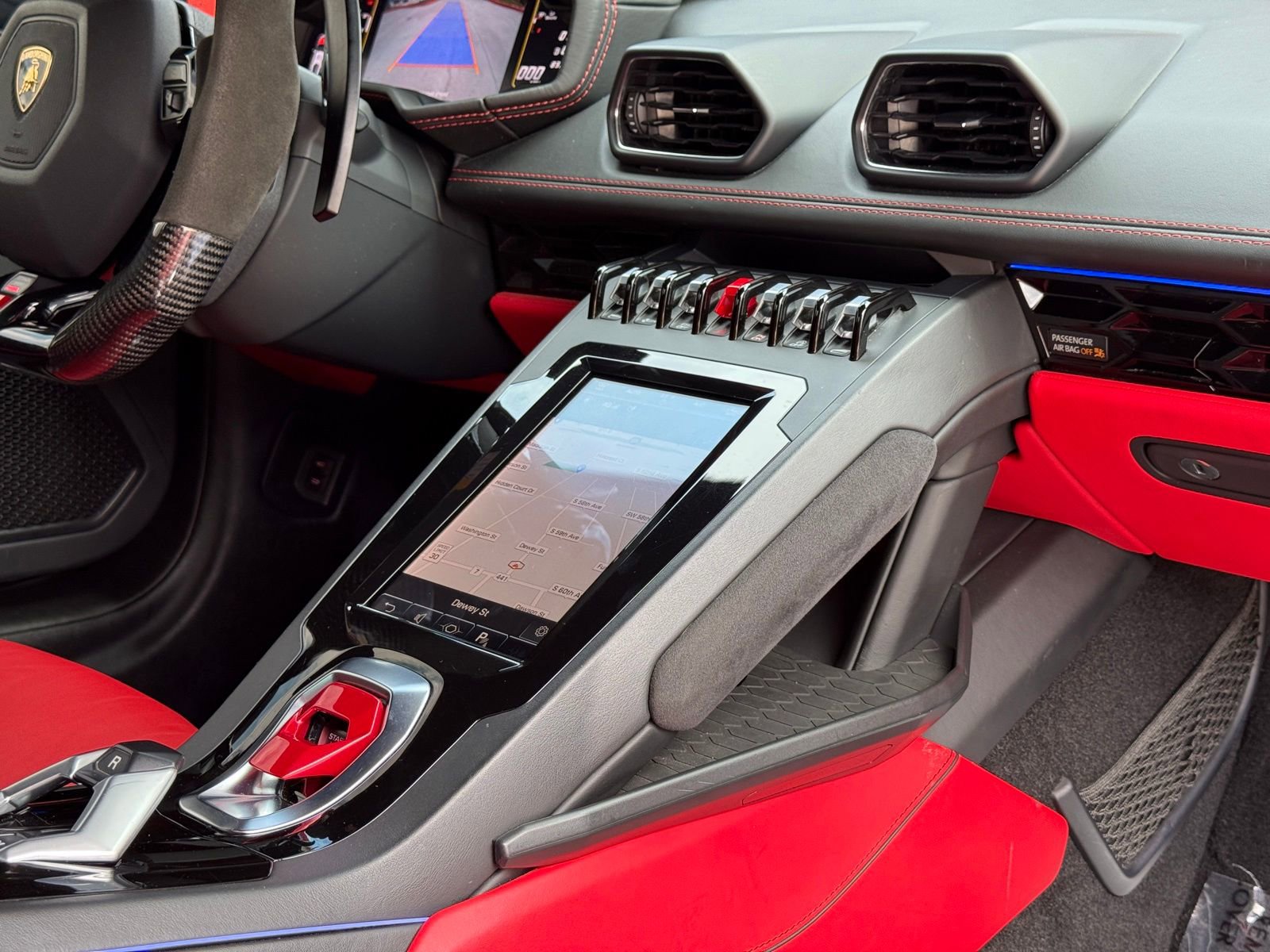 Used 2021 Lamborghini Huracan EVO image 26