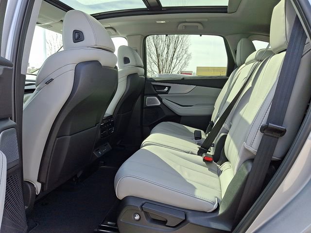 Certified 2026 Acura MDX w/ Technology Package image 10