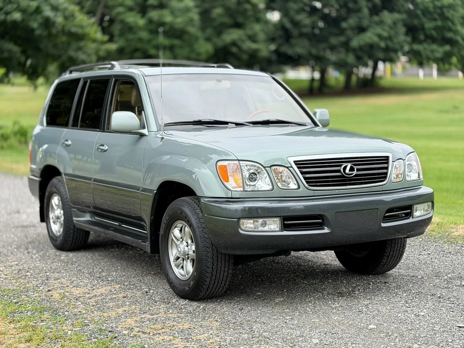 Used 2001 Lexus LX 470 4WD image 4