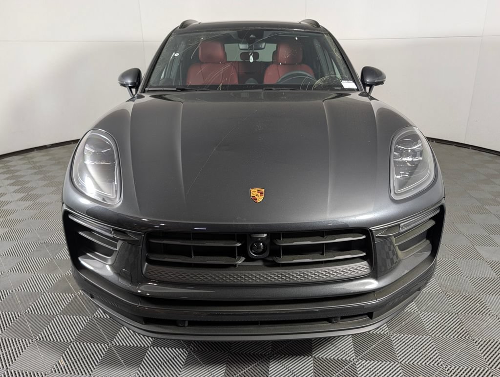 New 2026 Porsche Macan image 9