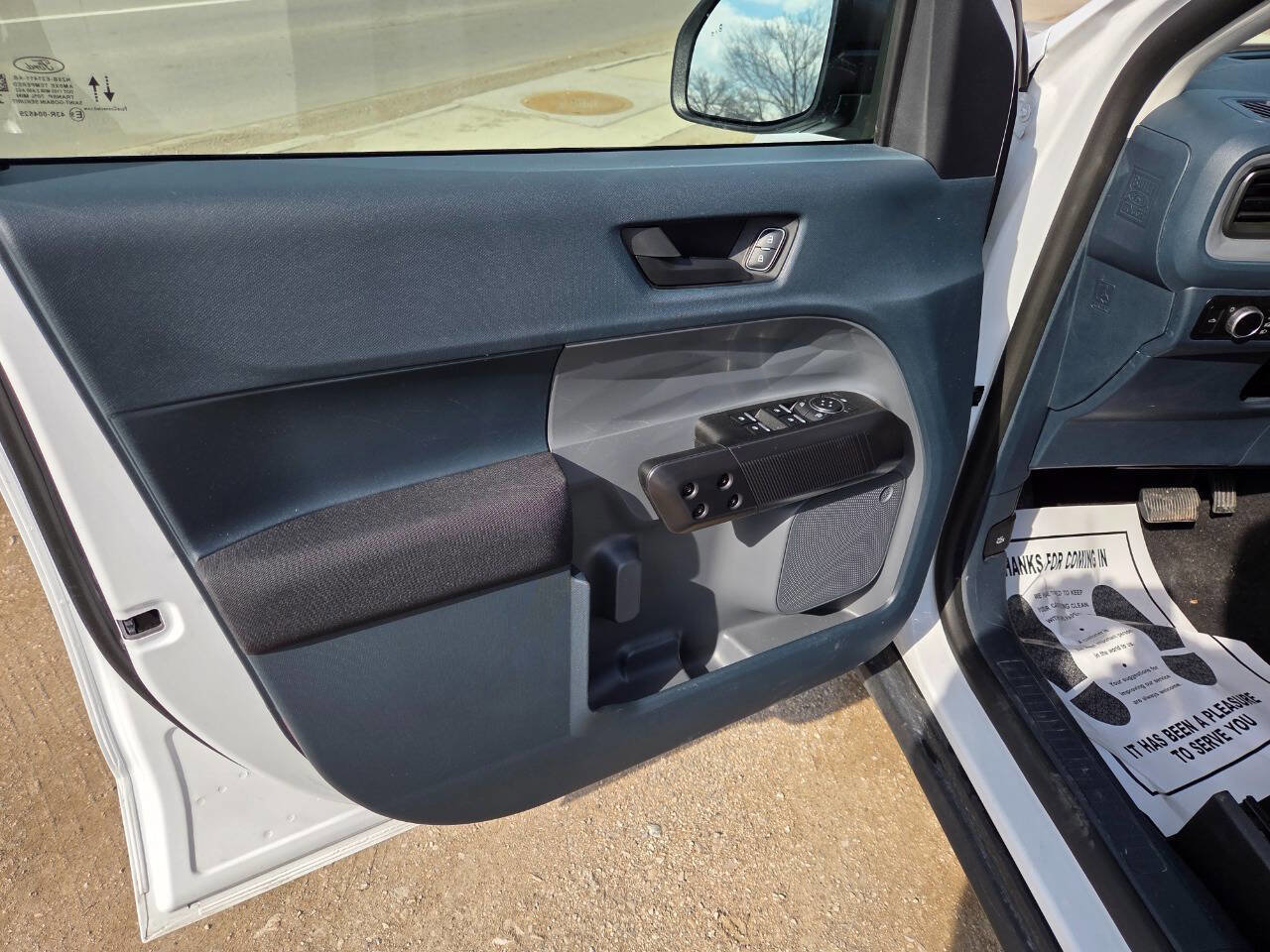 Used 2025 Ford Maverick XL w/ Equipment Group 102A image 11