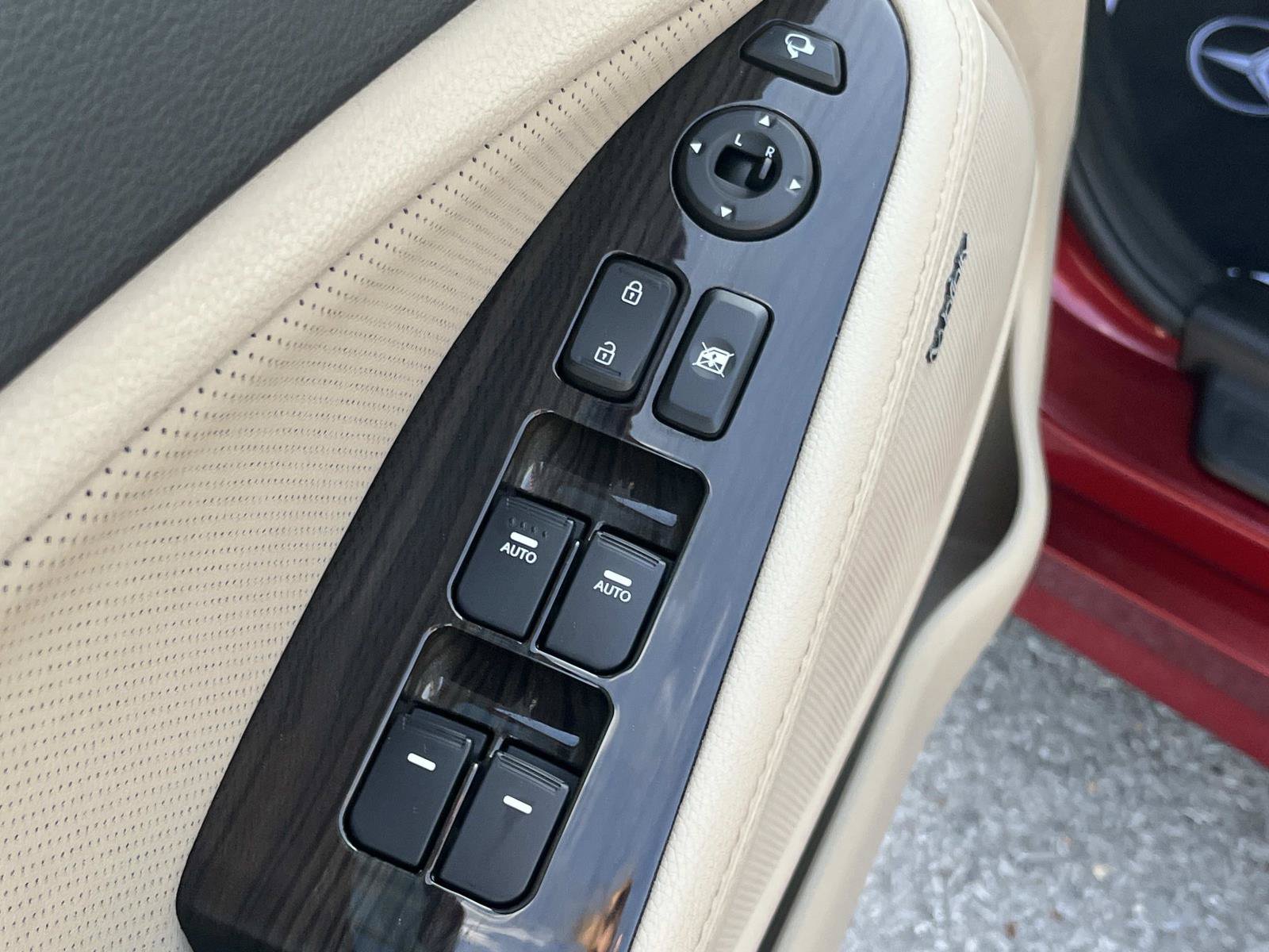 Used 2015 Kia Optima EX w/ EX Premium Package FWD image 30