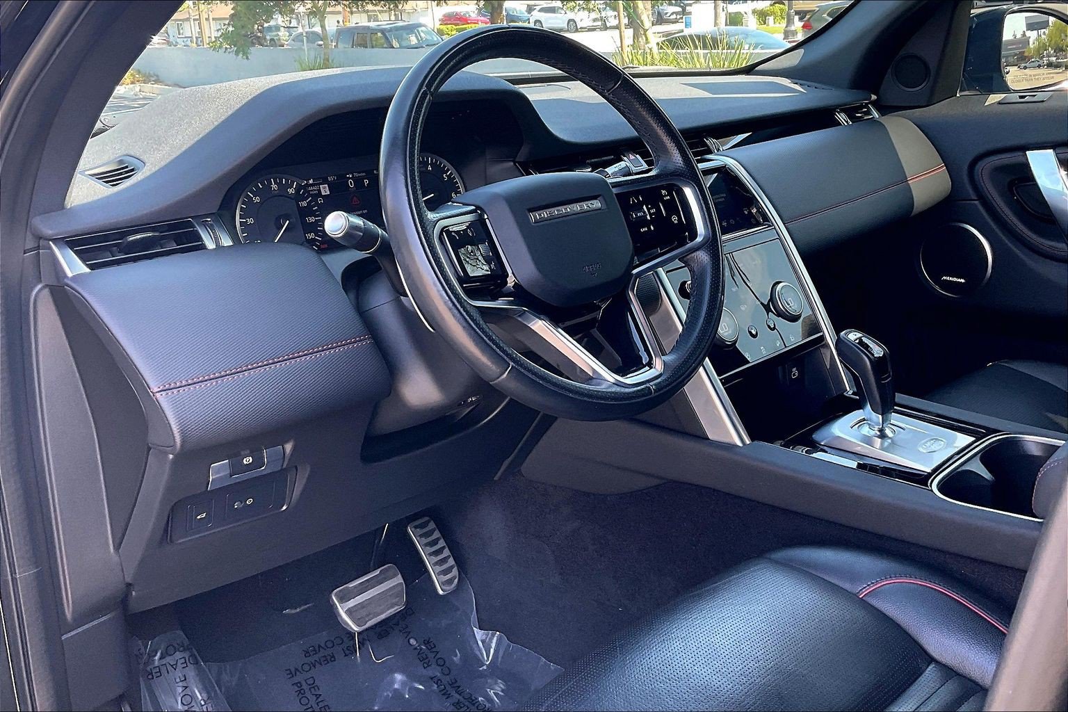 Certified 2022 Land Rover Discovery Sport S R-Dynamic AWD/4WD image 17