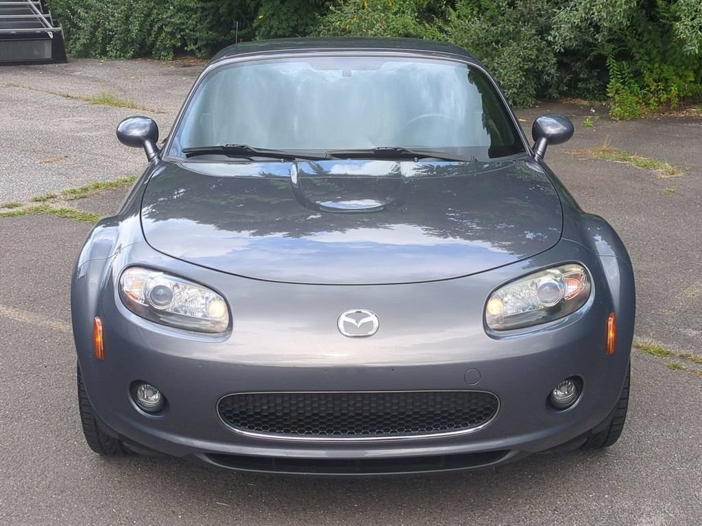 Used 2007 MAZDA MX-5 Miata Grand Touring w/ Premium Pkg RWD image 9