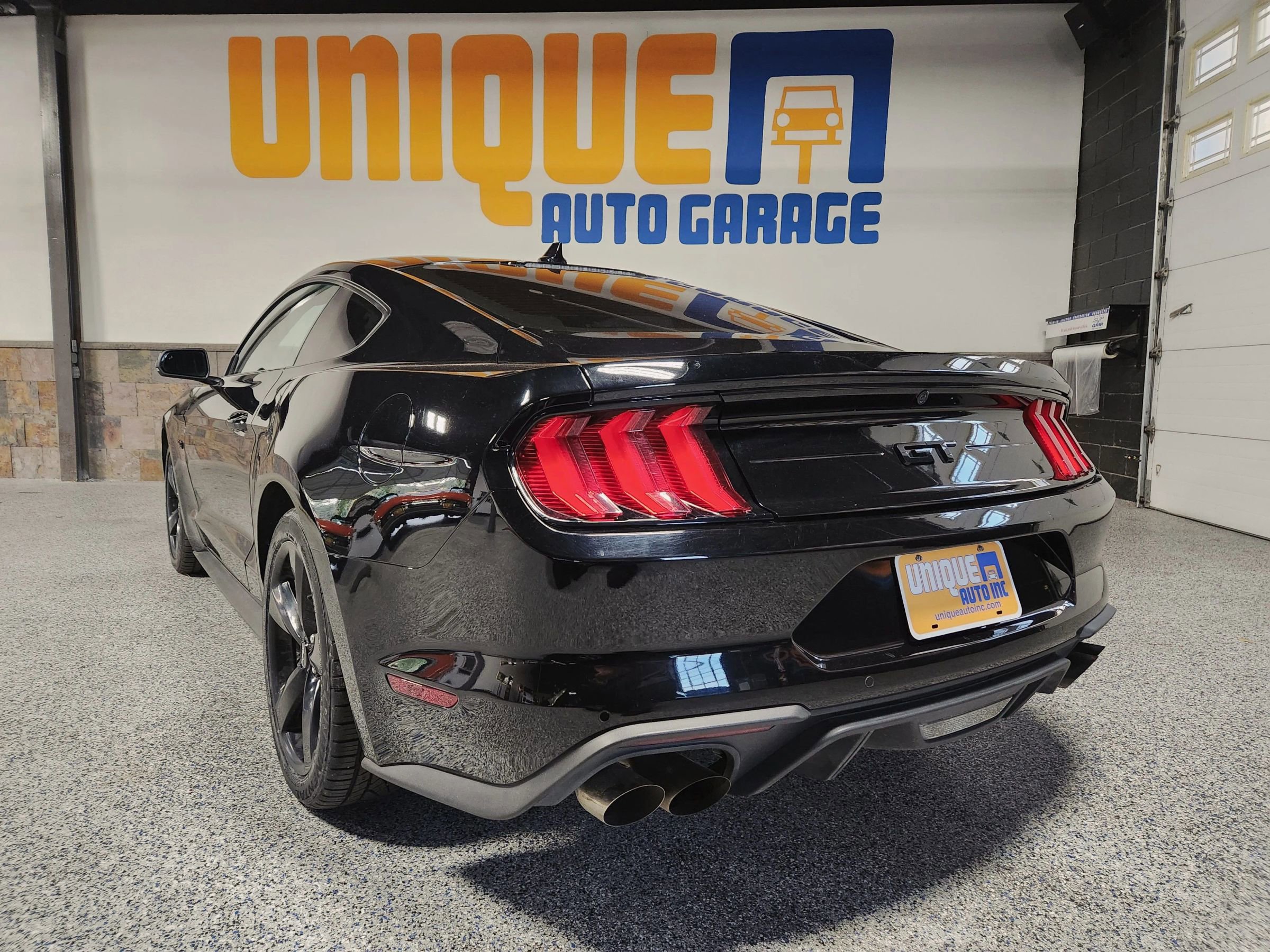 Used 2023 Ford Mustang GT Premium w/ Equipment Group 401A image 9