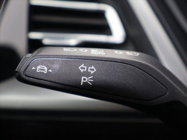 Used 2023 Audi Q4 e-tron Premium w/ Convenience Package AWD/4WD image 17