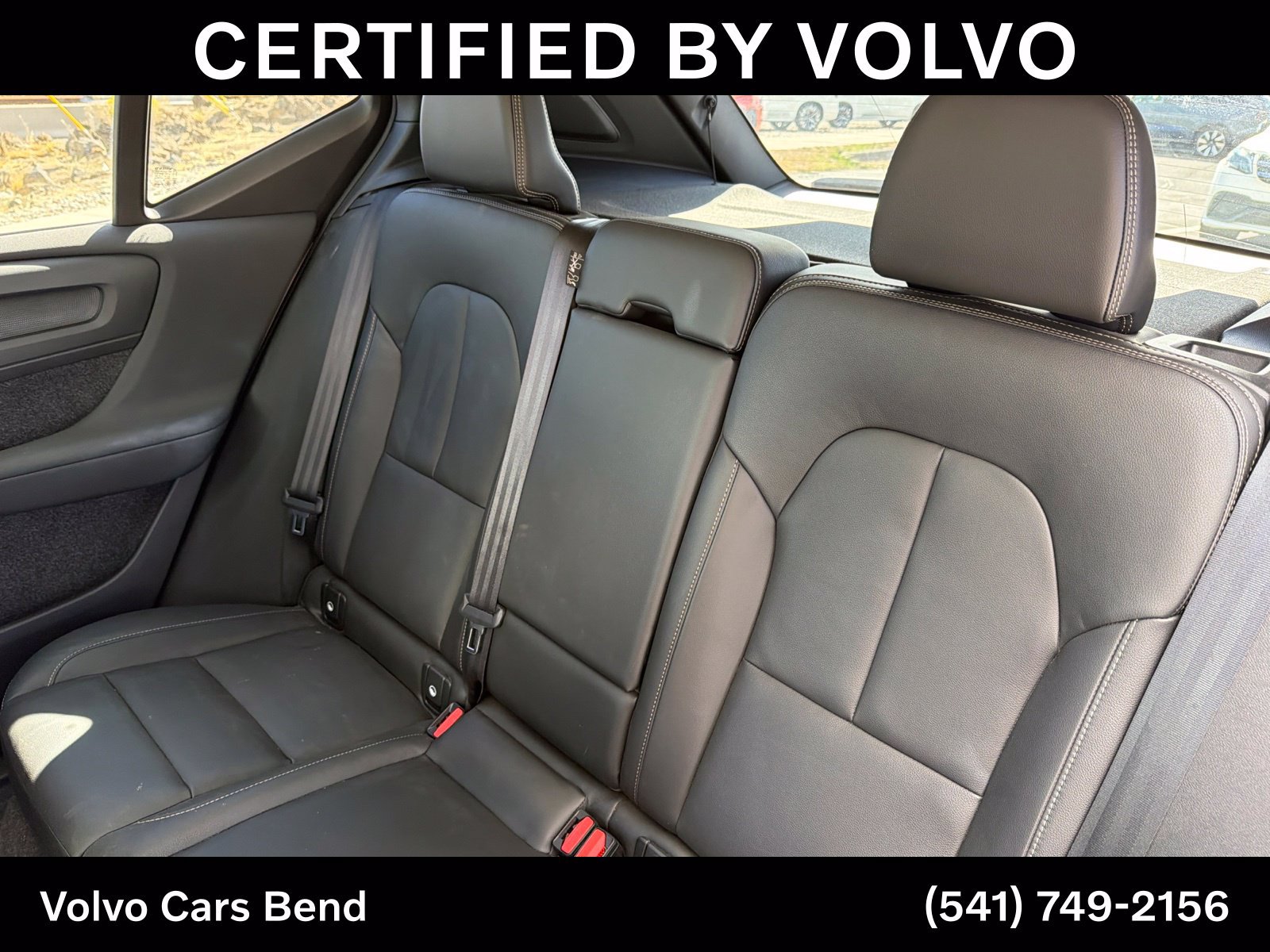Certified 2026 Volvo XC40 B5 Plus AWD/4WD image 22