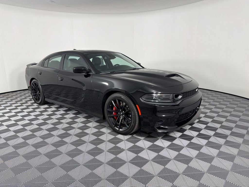 Used 2023 Dodge Charger Scat Pack w/ Daytona Edition Group image 2
