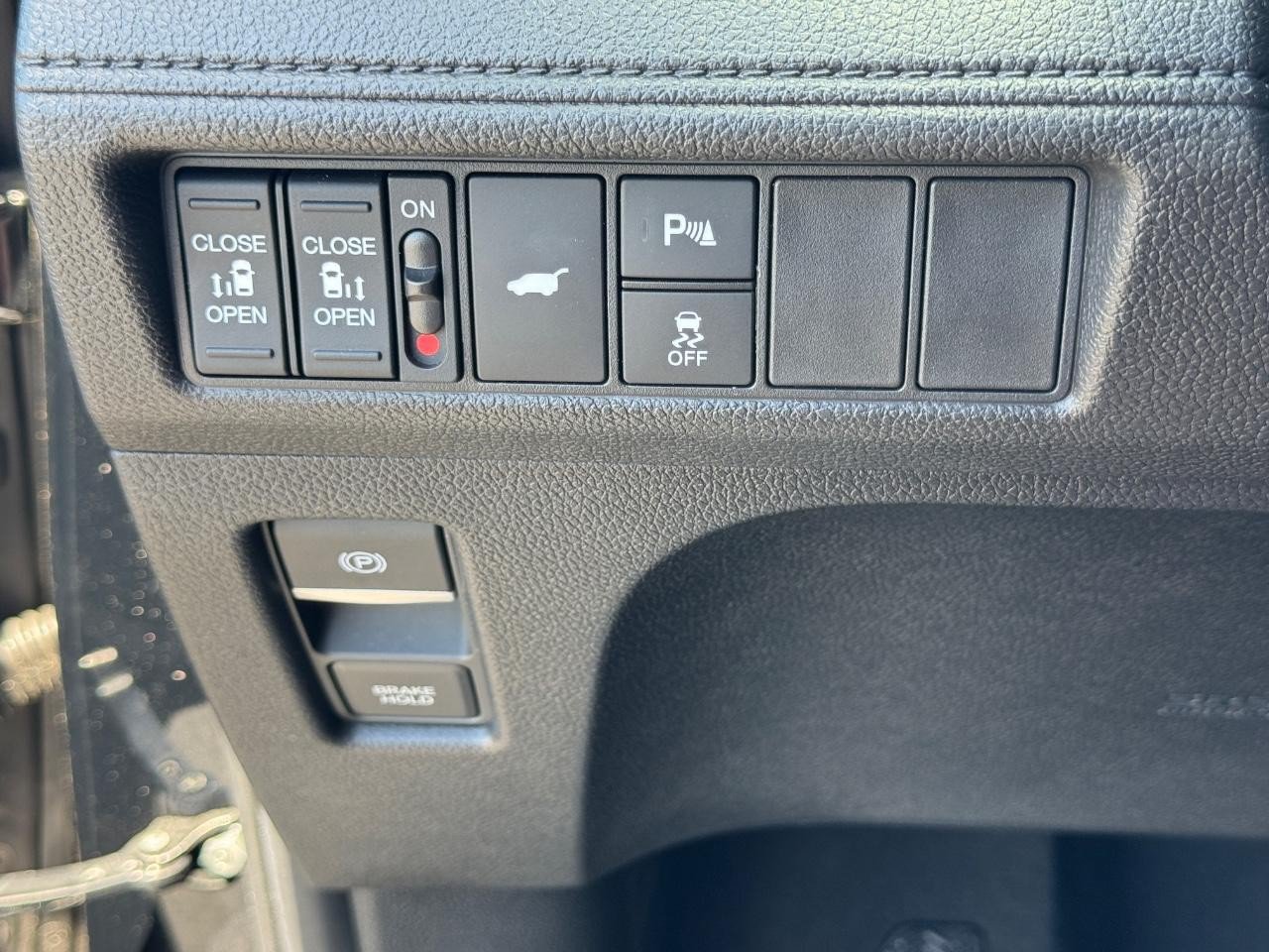 Certified 2026 Honda Odyssey Elite image 25