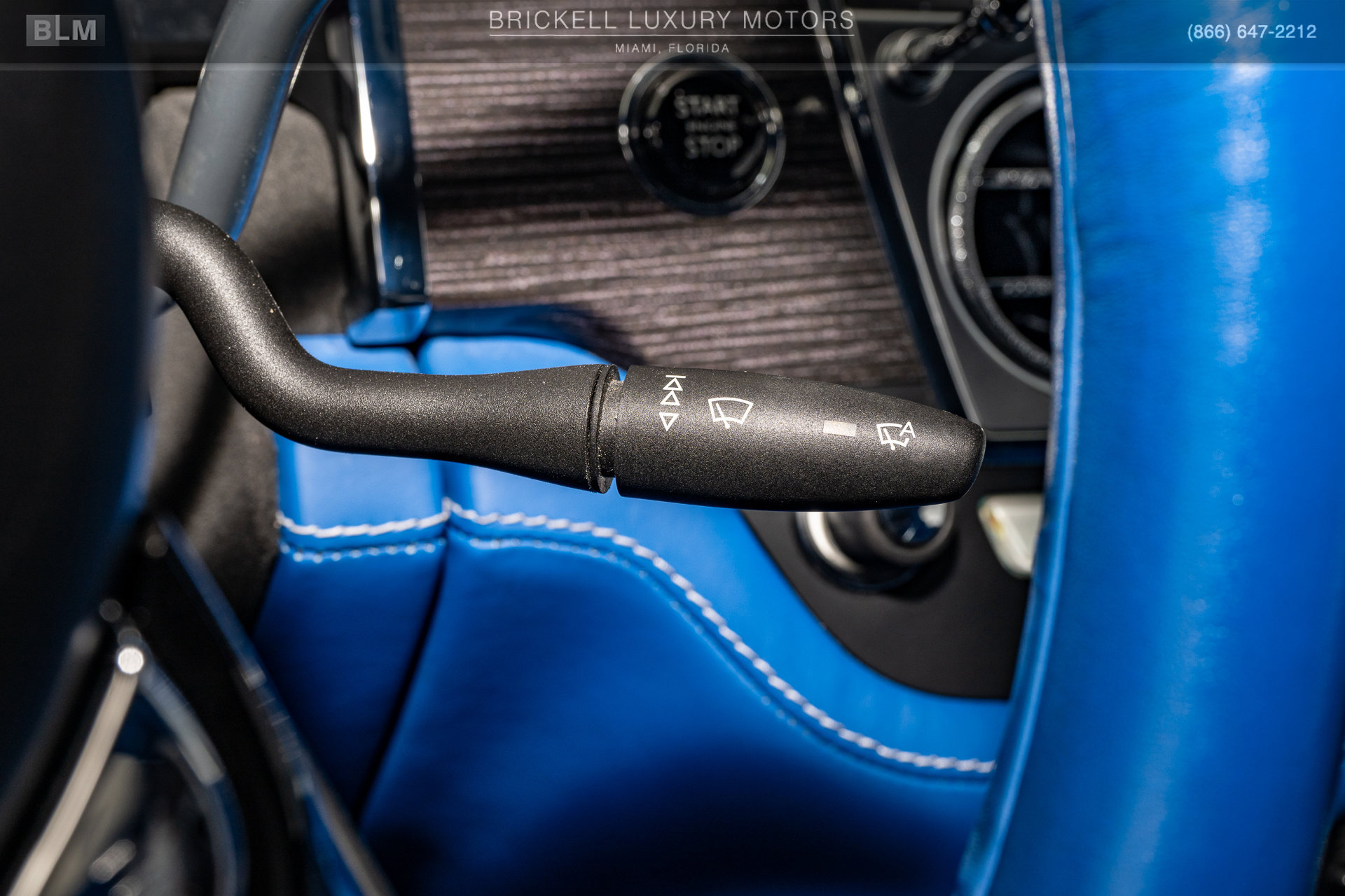 Used 2015 Rolls-Royce Wraith RWD image 32