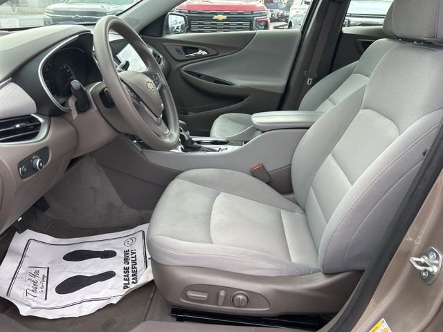 Used 2024 Chevrolet Malibu LT image 15