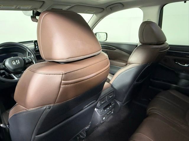 Used 2024 Honda Pilot Elite image 38