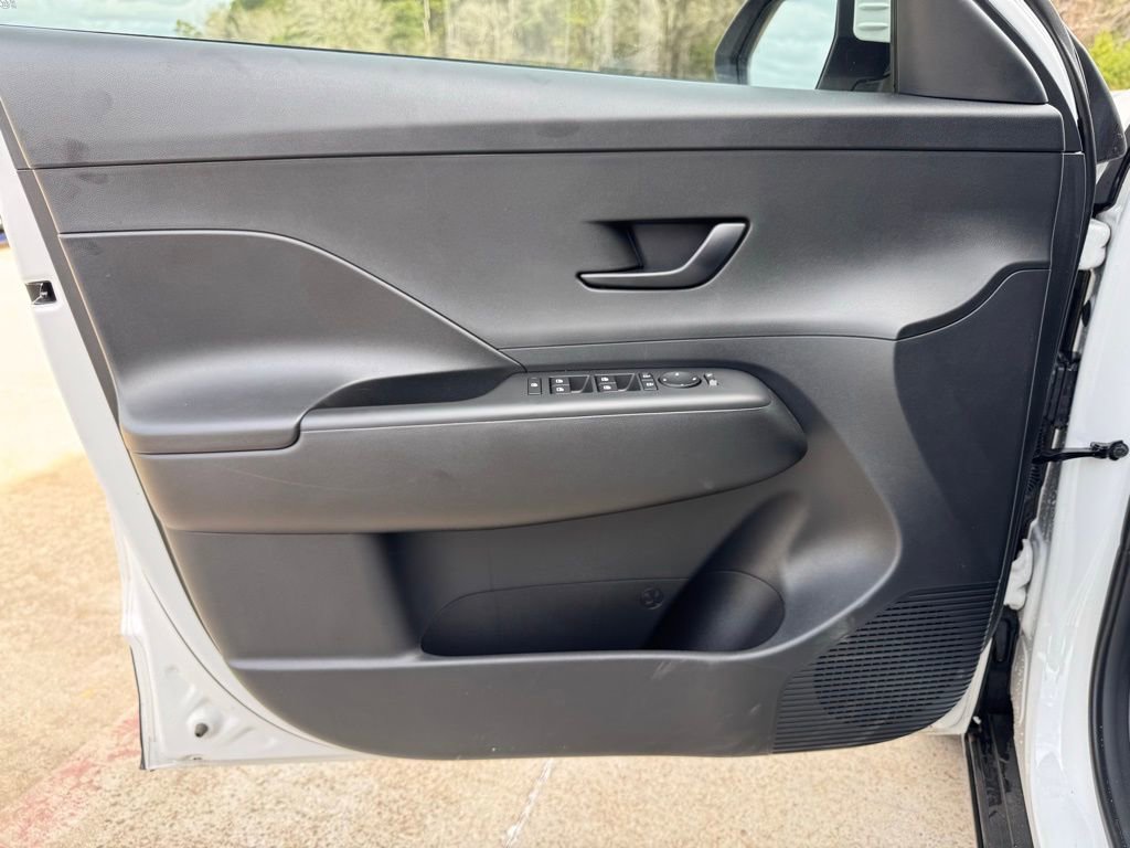 New 2024 Hyundai Kona SEL w/ Convenience Package image 20