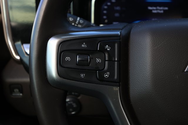 Used 2025 Chevrolet Silverado 1500 LT image 11