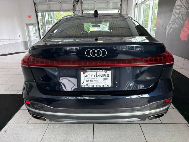 Used 2025 Audi A5 2.0T Premium w/ Convenience Package AWD/4WD image 4