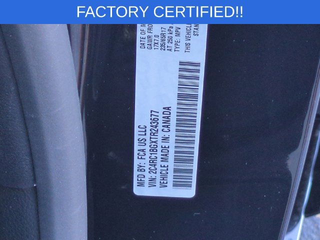 Certified 2026 Chrysler Pacifica Select FWD image 35