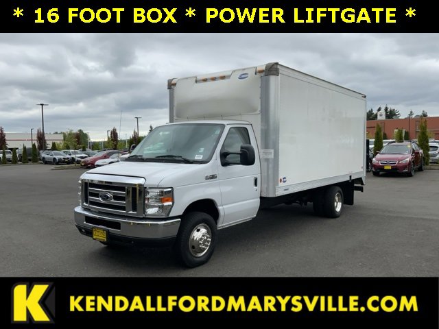 Used 2018 Ford E-450 and Econoline 450 Super Duty w/ Exterior Upgrade Package