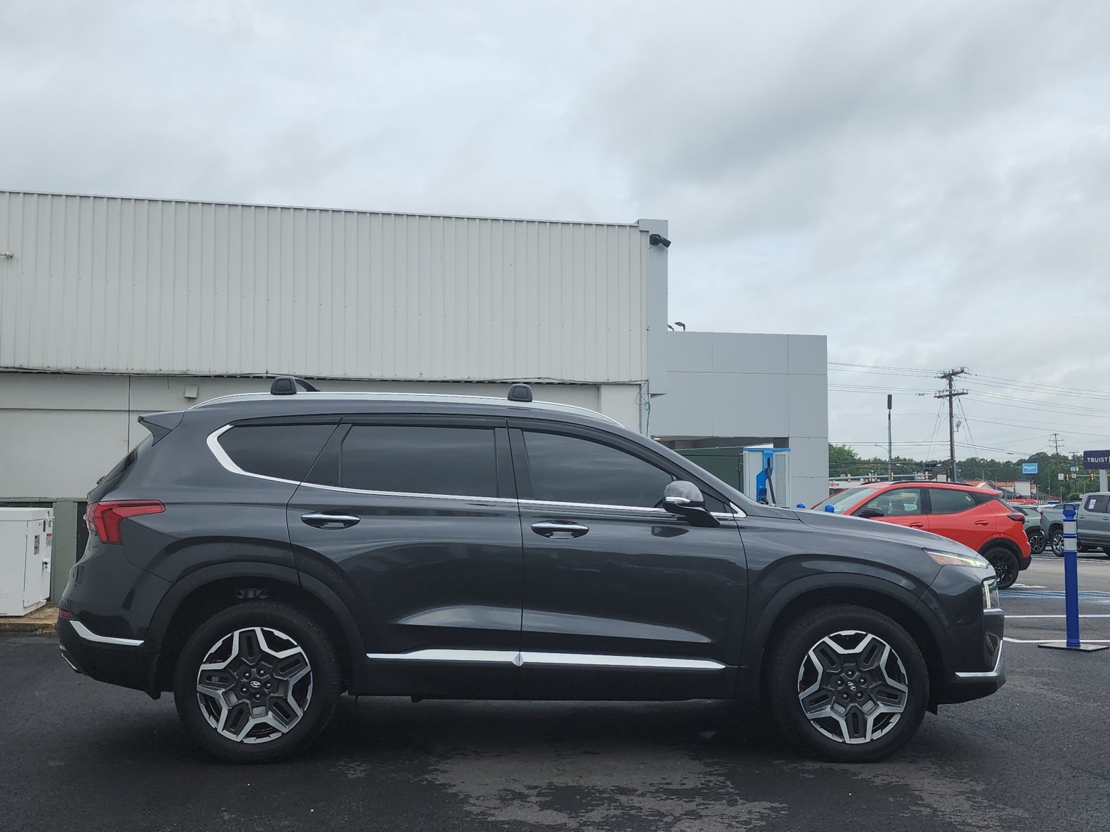 Used 2022 Hyundai Santa Fe Limited AWD/4WD image 6