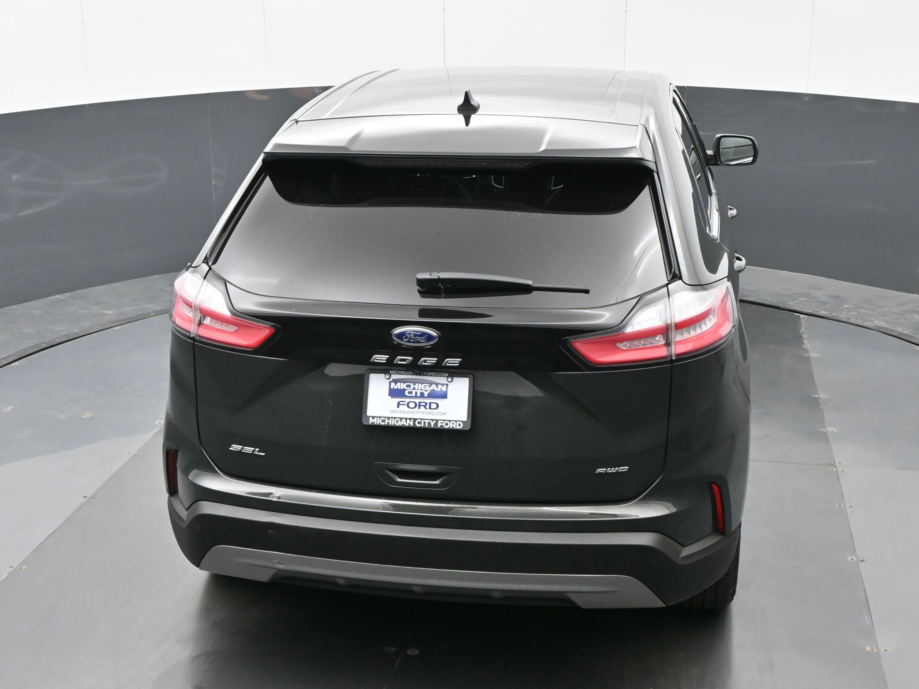 Used 2022 Ford Edge SEL image 34