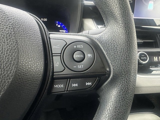 Used 2020 Toyota Corolla LE image 16