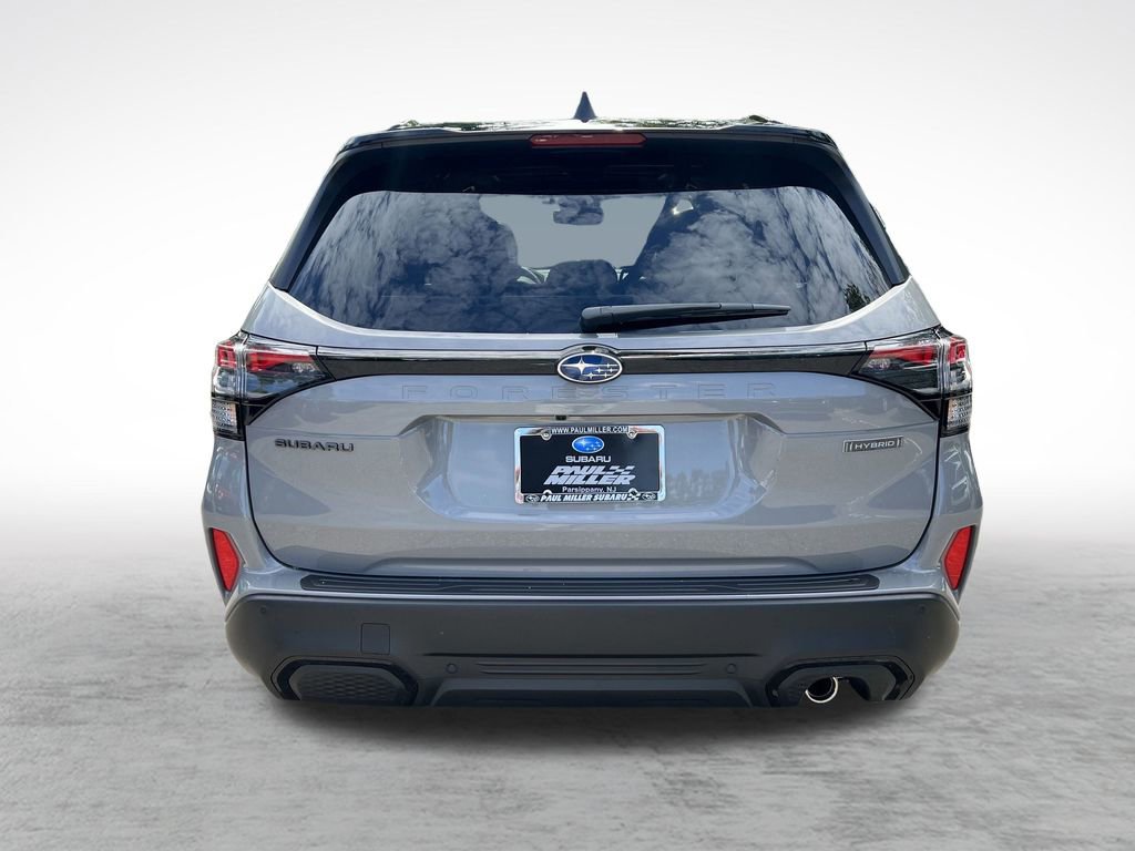 New 2025 Subaru Forester Touring image 5
