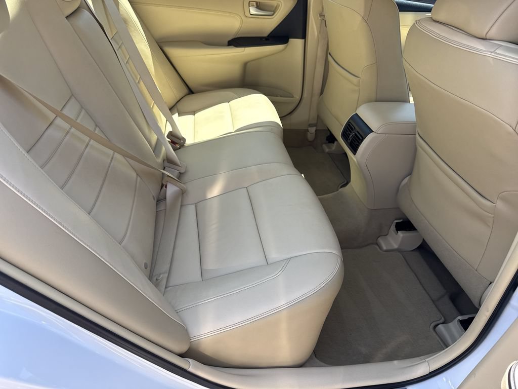 Used 2015 Toyota Camry XLE FWD image 15