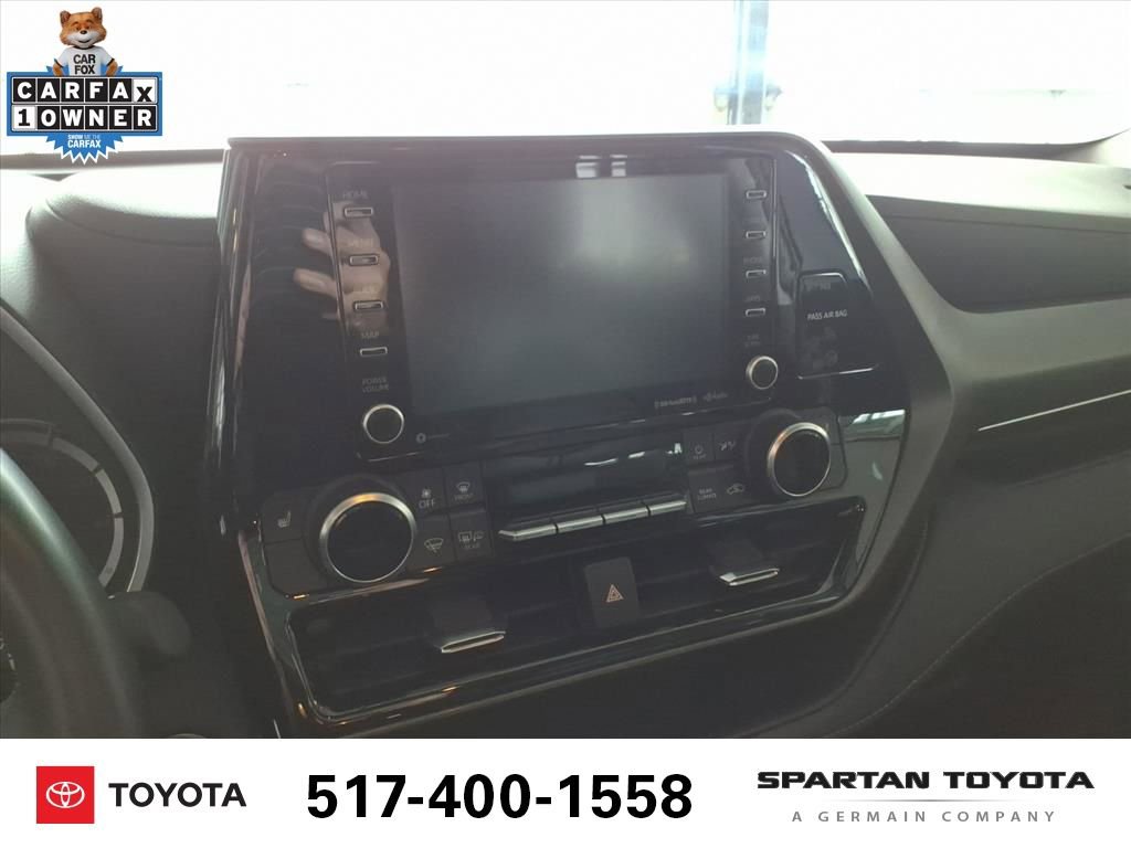 Used 2022 Toyota Highlander XLE image 19