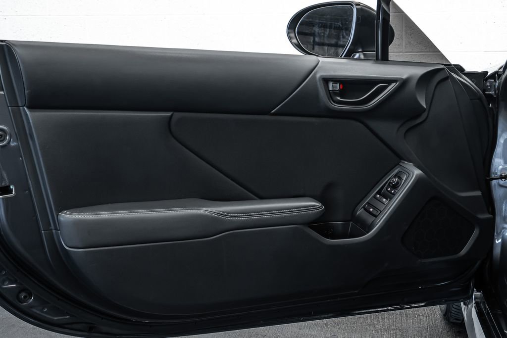 Used 2022 Toyota GR86 image 17