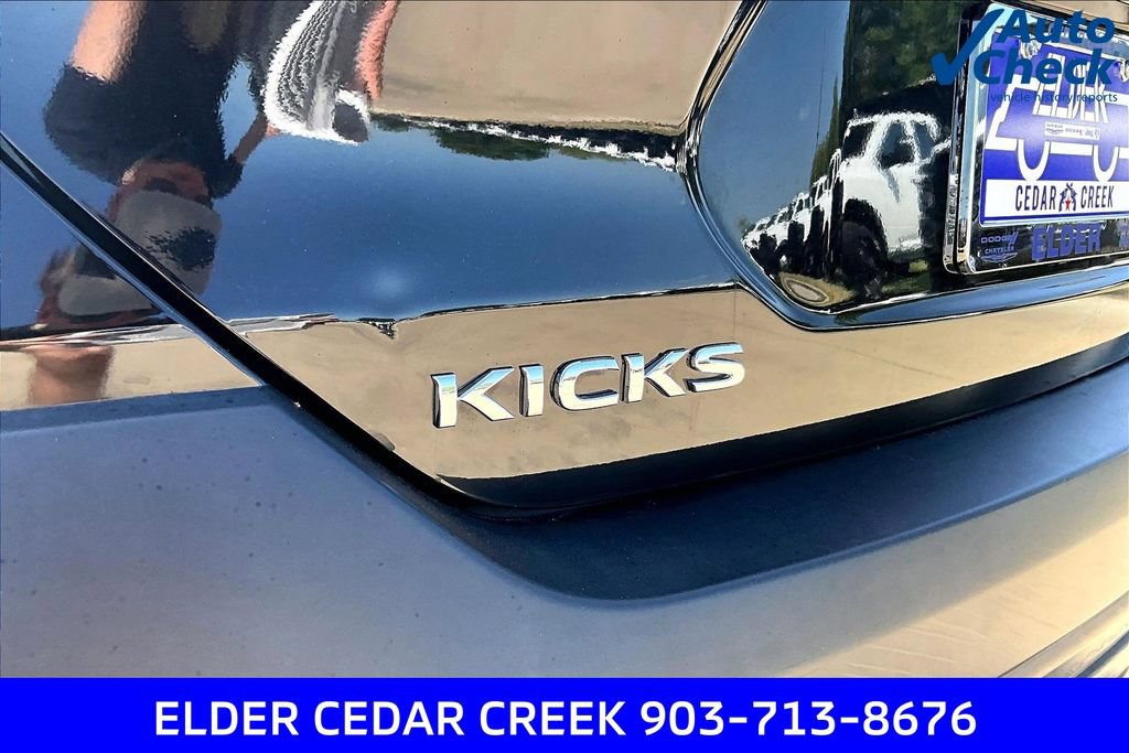 Used 2018 Nissan Kicks SV FWD image 9