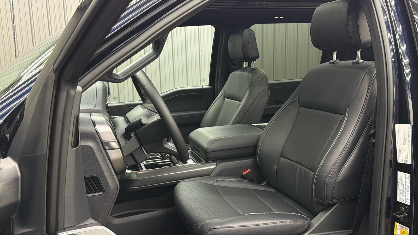 Used 2026 Ford F150 Lariat AWD/4WD image 32