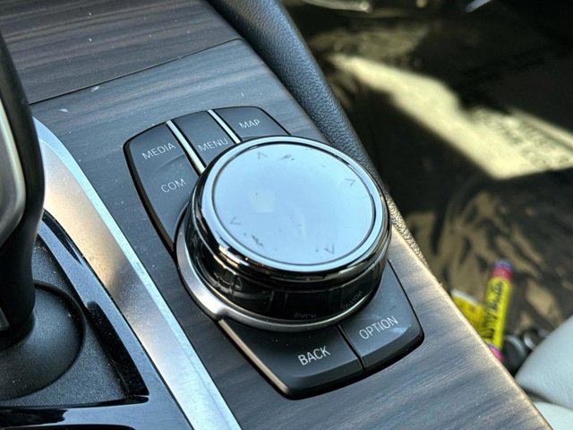 Certified 2022 BMW 530i 530i w/ Executive Package image 25