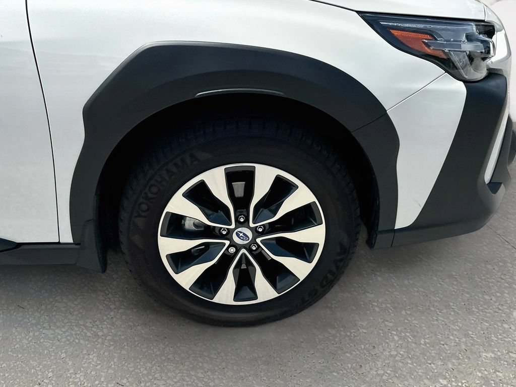 Certified 2025 Subaru Outback Touring w/ Popular Package #2 AWD/4WD image 30