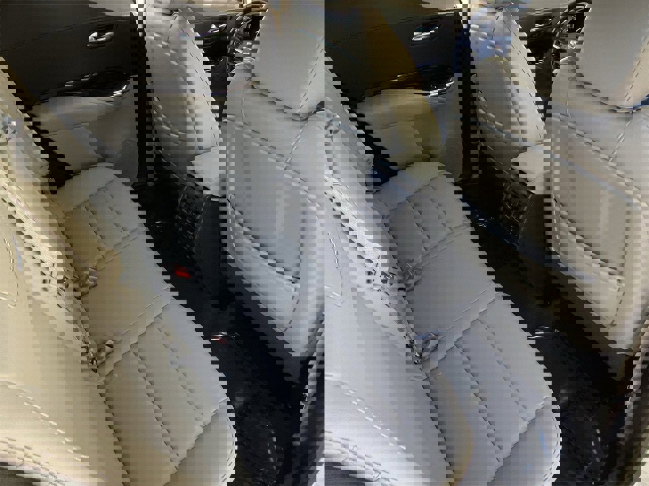 Certified 2023 Cadillac XT4 Premium Luxury image 15