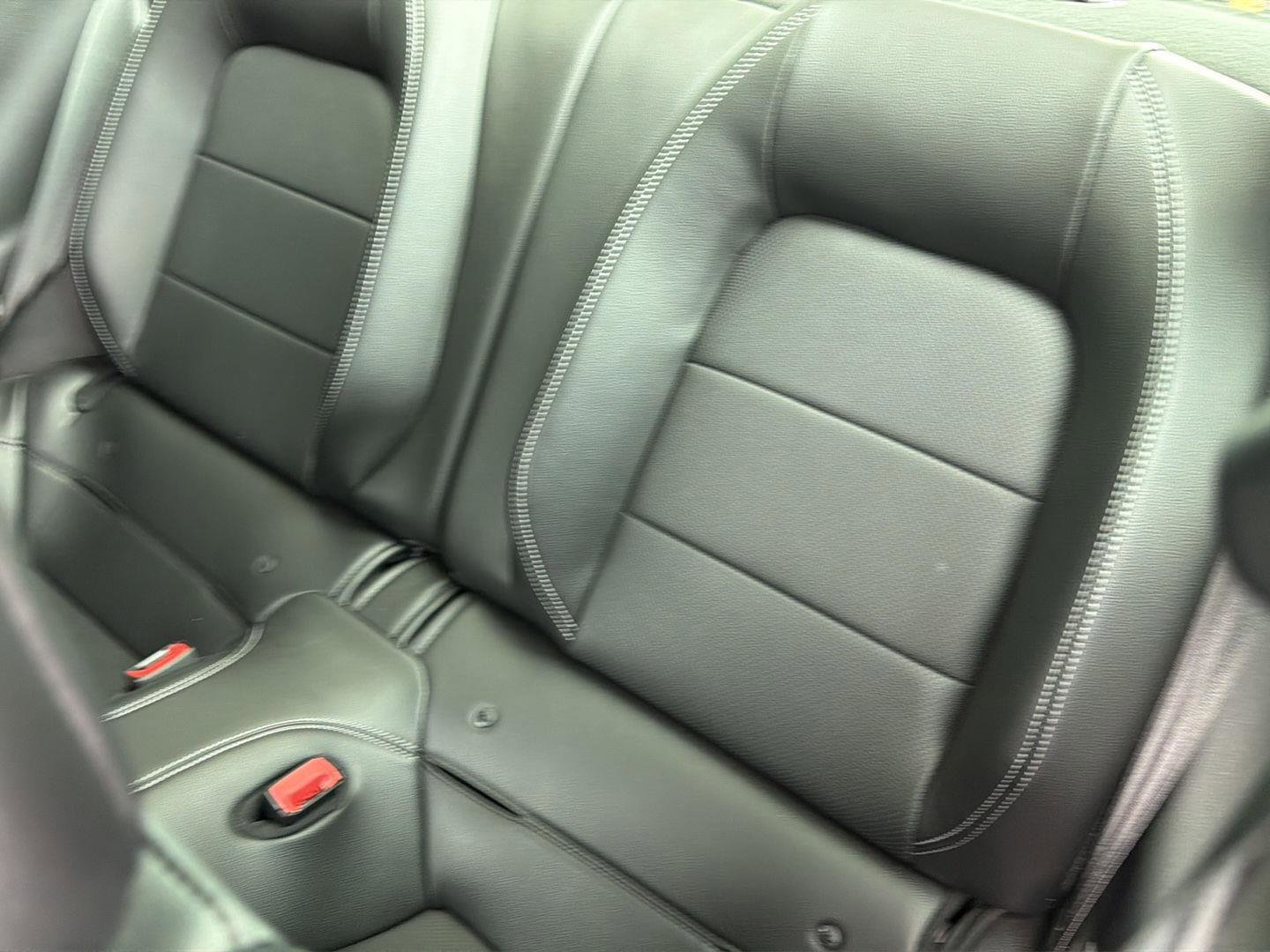 Used 2018 Ford Mustang GT Premium w/ GT Performance Package RWD image 11