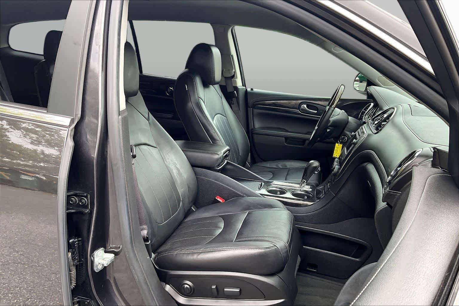 Used 2015 Buick Enclave Leather FWD image 7