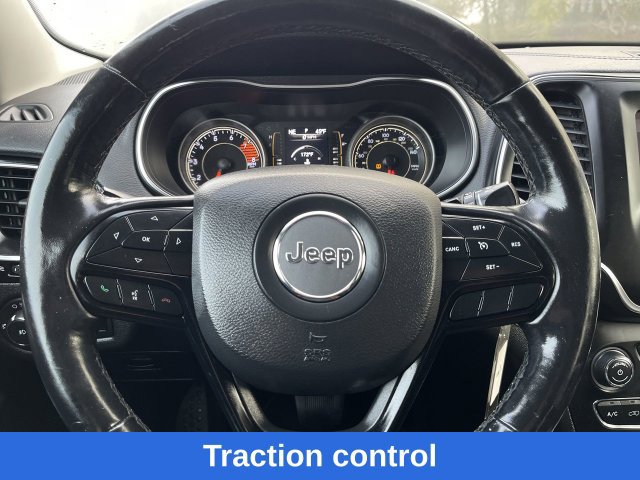 Used 2020 Jeep Cherokee Latitude w/ Cold Weather Group AWD/4WD image 12