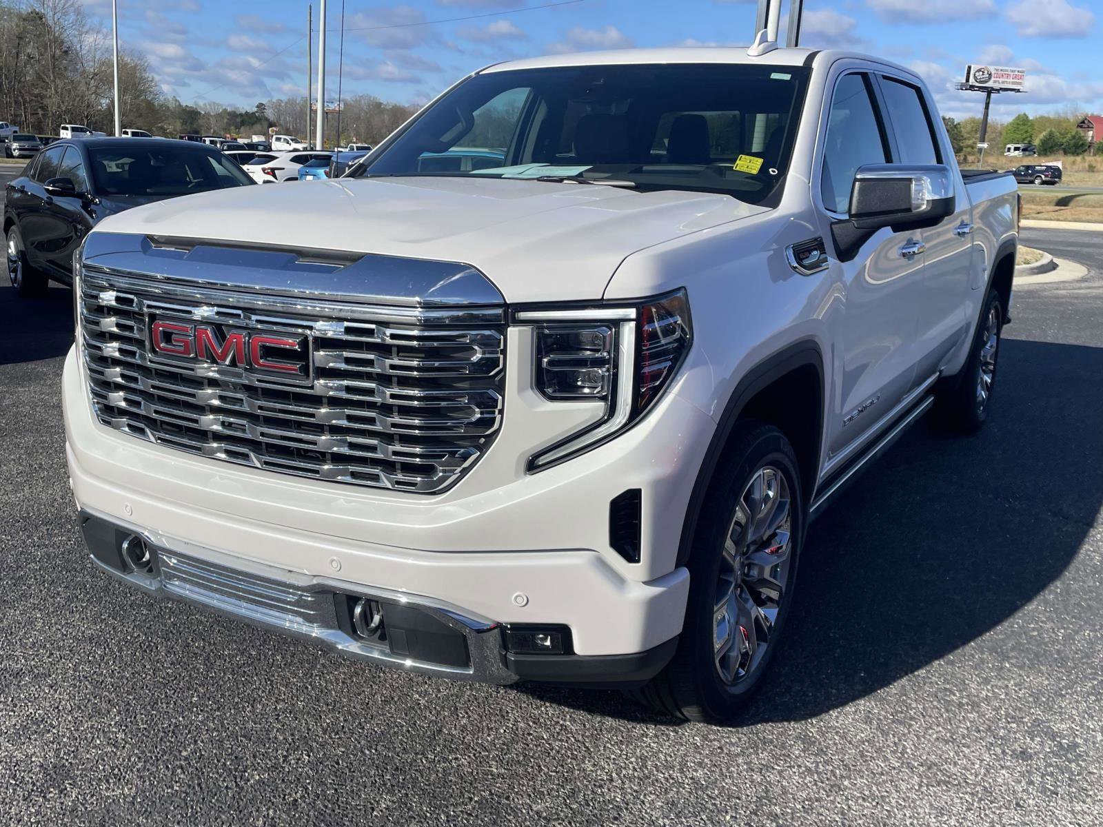 Certified 2024 GMC Sierra 1500 Denali w/ Denali Reserve Package image 4