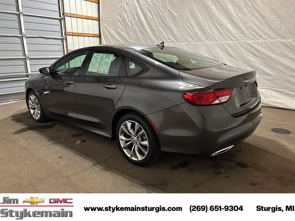 Used 2016 Chrysler 200 S FWD image 7