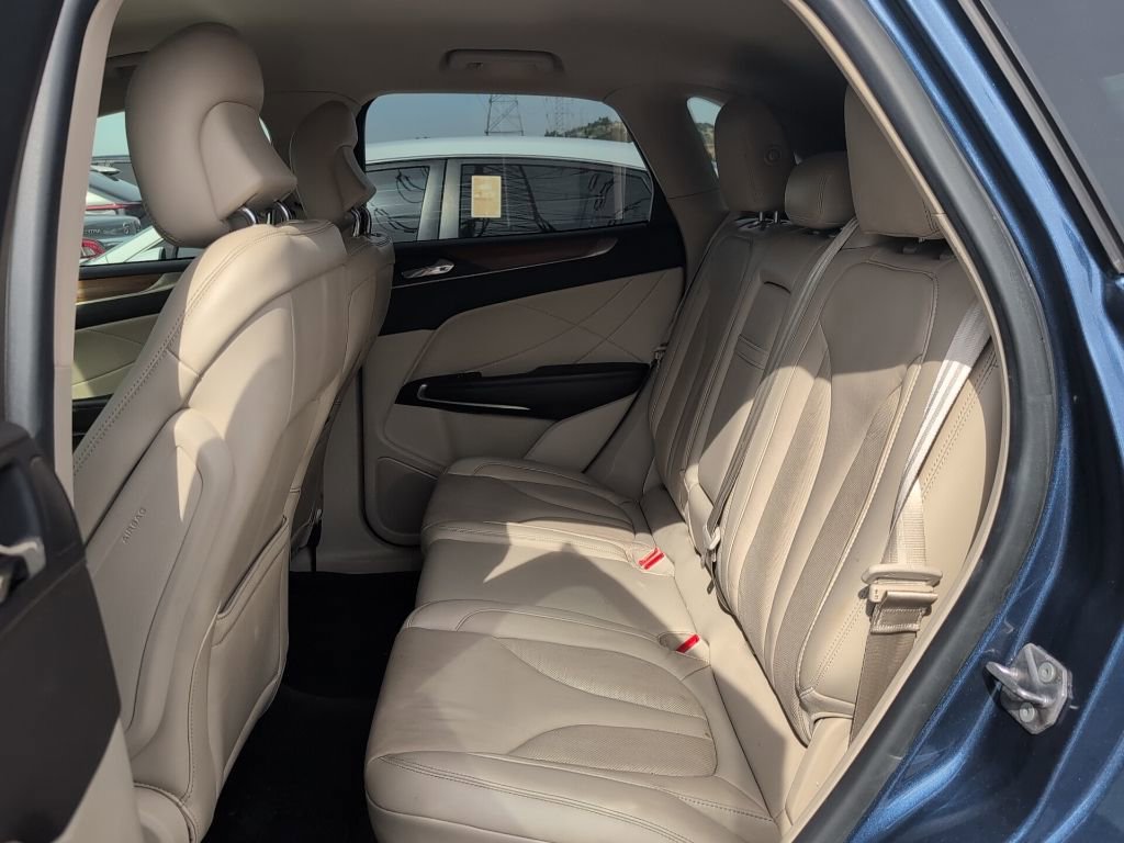 Used 2018 Lincoln MKC Select w/ Select Plus Package image 8