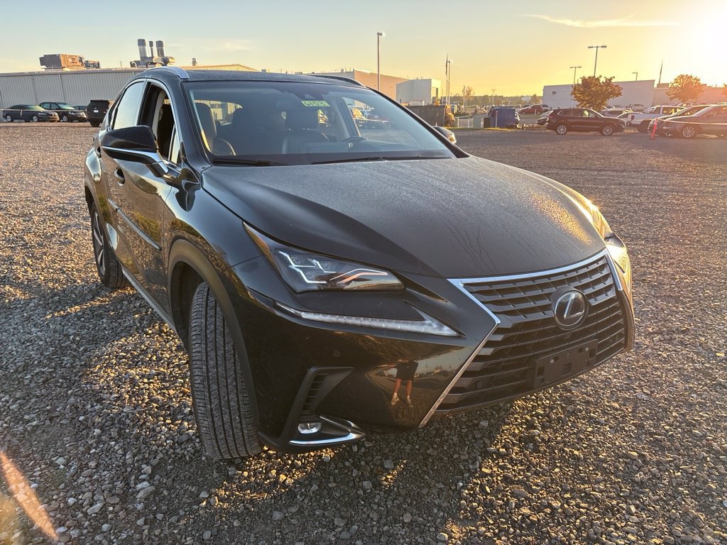 Used 2018 Lexus NX 300h AWD w/ Luxury Package image 14