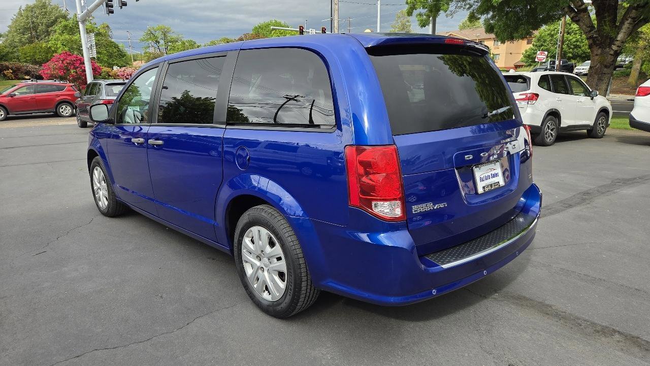 Used 2019 Dodge Grand Caravan SE w/ UConnect Hands-Free Group FWD image 11