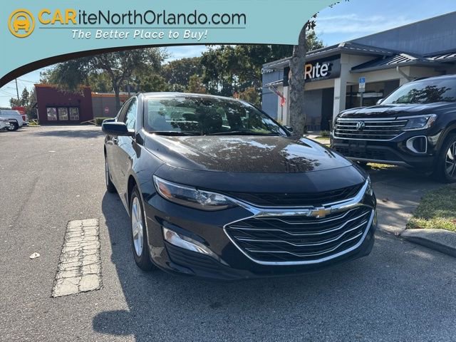 Used 2024 Chevrolet Malibu LT FWD image 1