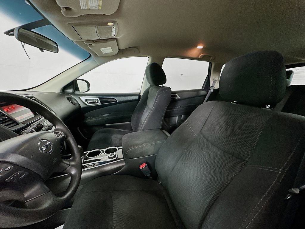 Used 2015 Nissan Pathfinder S image 19