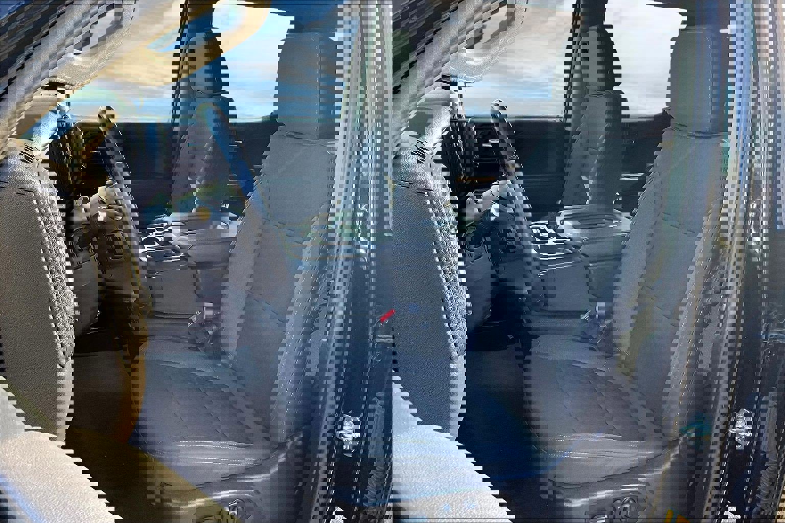 Used 2022 Chevrolet Silverado 1500 RST w/ Rally Edition image 14