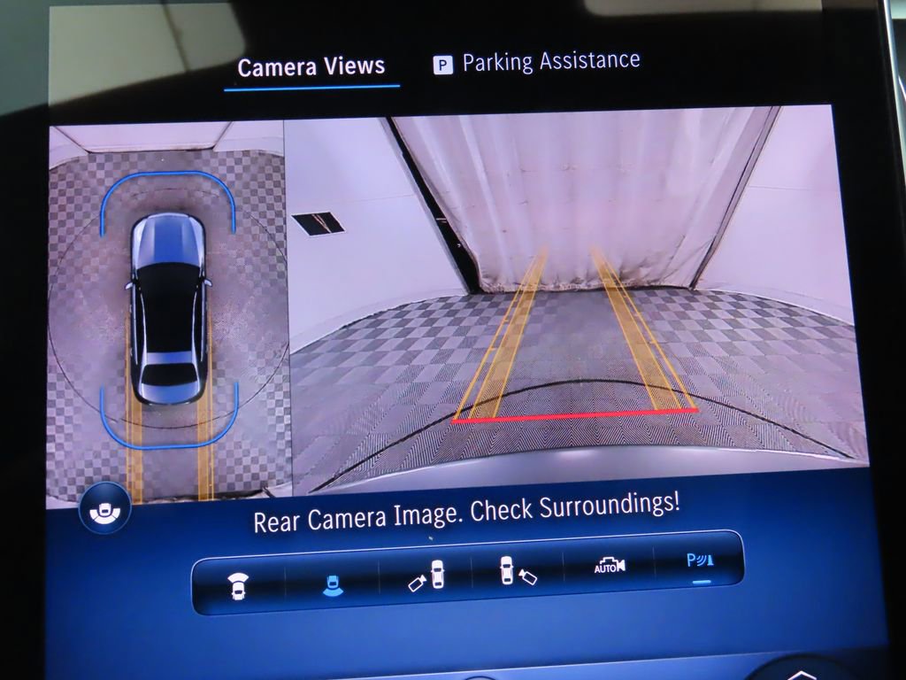 New 2025 Mercedes-Benz C 300 4MATIC Sedan image 17