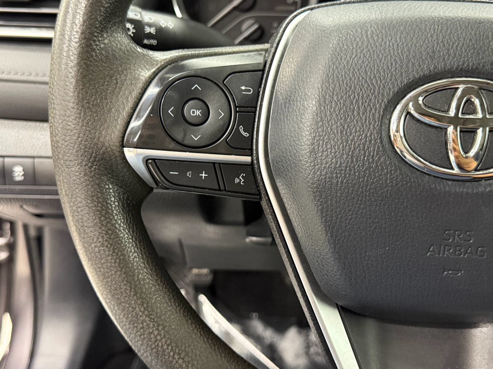 Used 2022 Toyota Camry LE FWD image 27