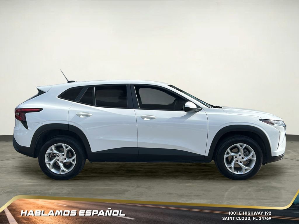 Certified 2025 Chevrolet Trax LS w/ LS Convenience Package image 8