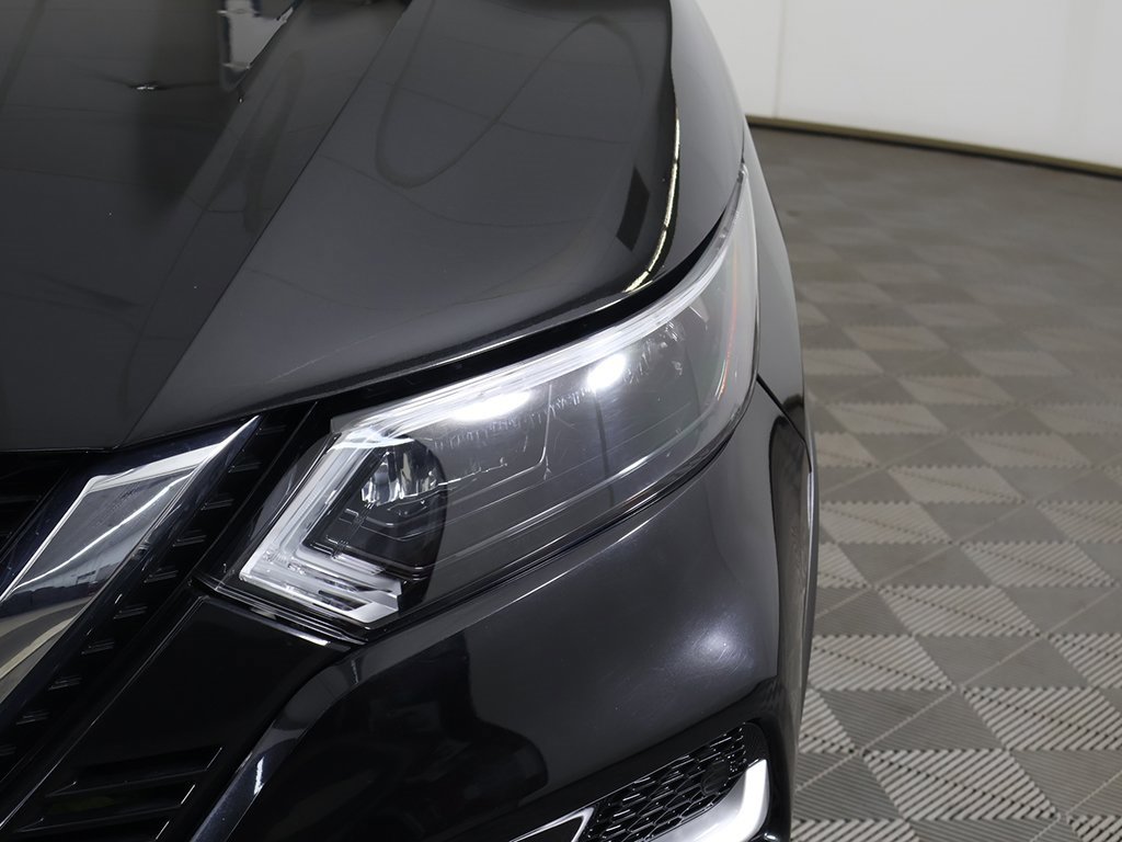 Used 2022 Nissan Rogue Sport SL w/ Premium Package image 16