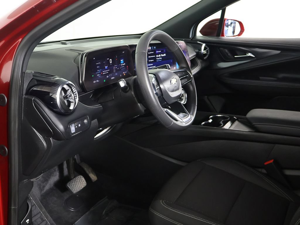 Used 2025 Chevrolet Blazer EV LT FWD image 22