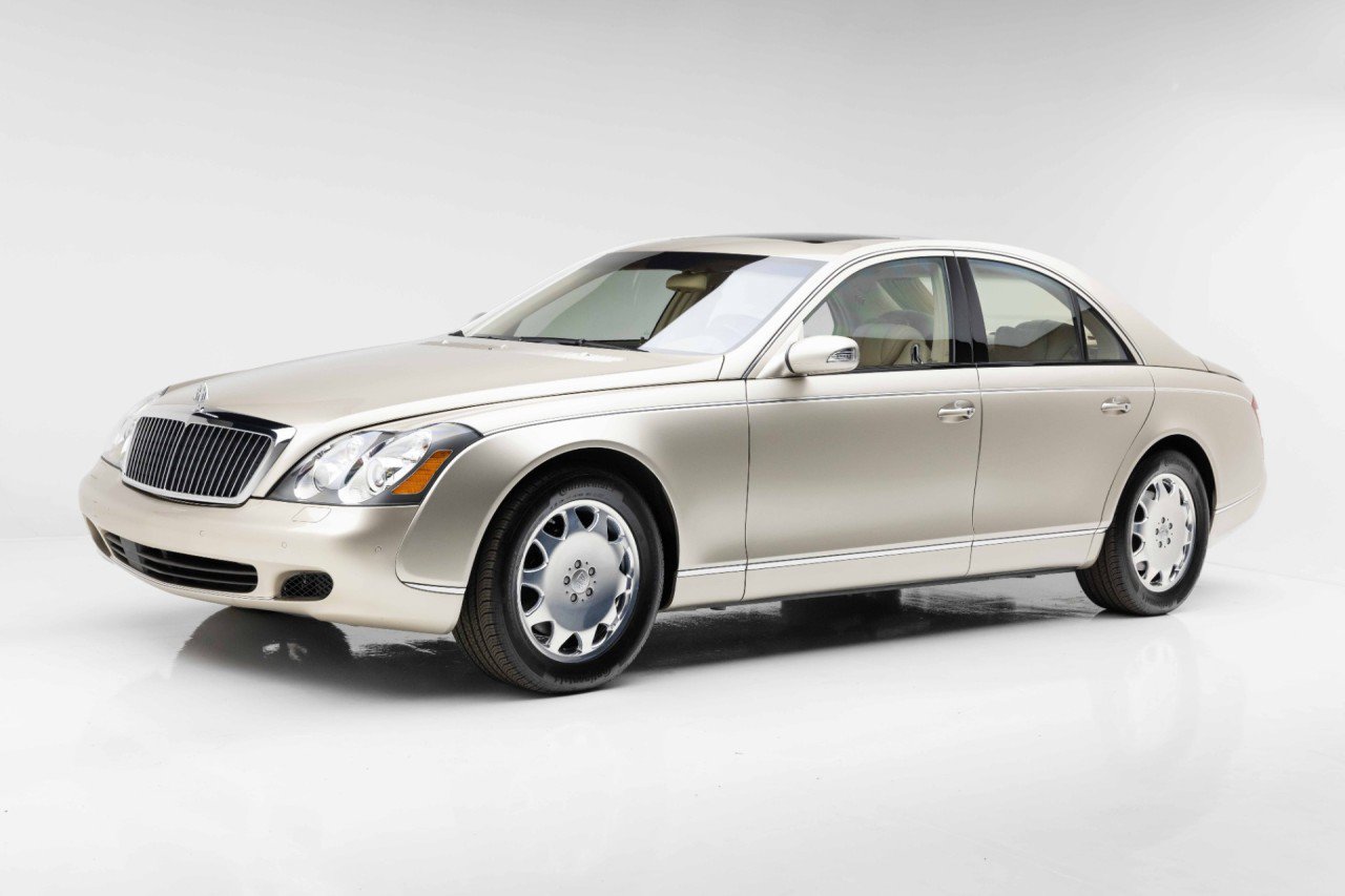 Used 2004 Maybach 57 RWD image 9